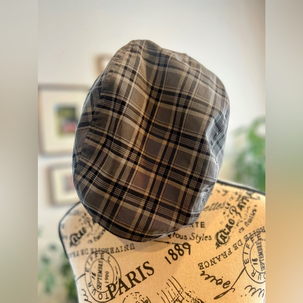 Chaos Fashion flat cap in brown and beige plaid. One size
